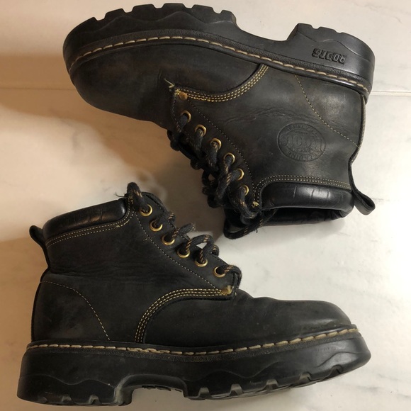 Roots Tuff Lace Up Black Leather Boots 